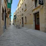 Adelphi Boutique Otel