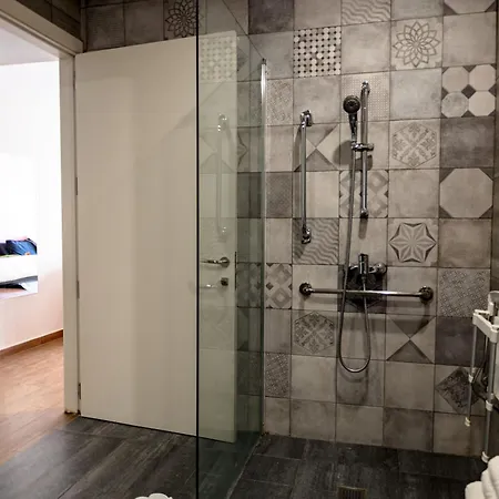 Adelphi Boutique Hotel