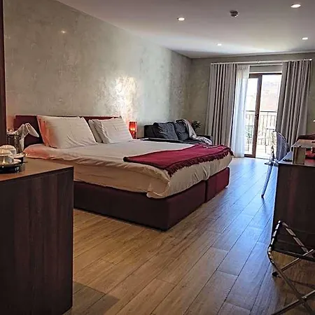 Adelphi Boutique Hotel